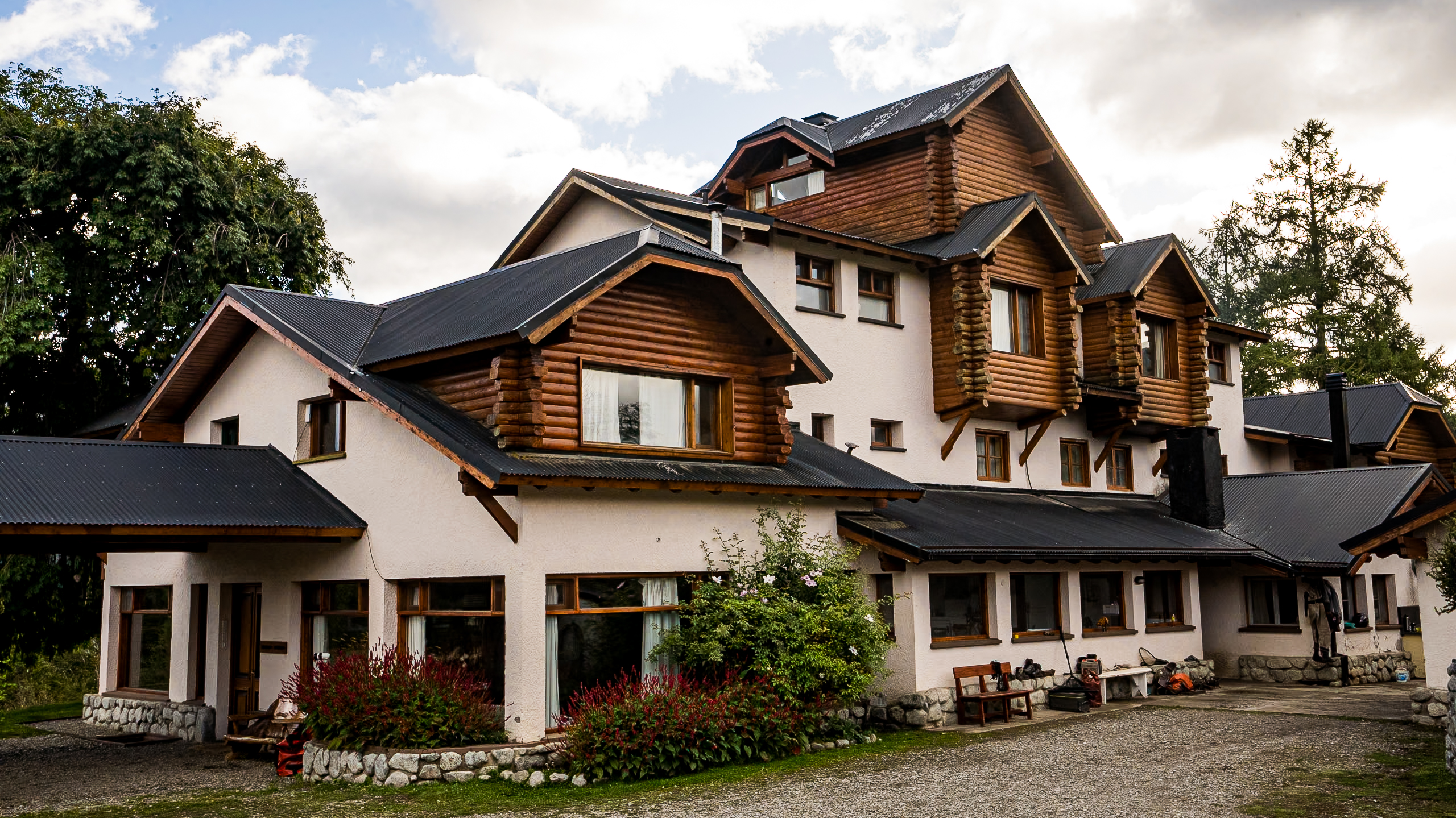 Fly fishing at Rio Manso Lodge, Patagonia